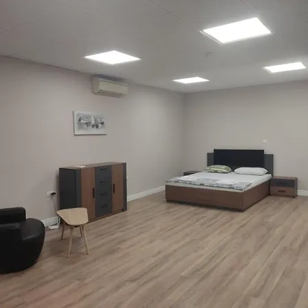 Apartment тристаен владислав 1