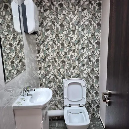Apartment тристаен владислав 1 *